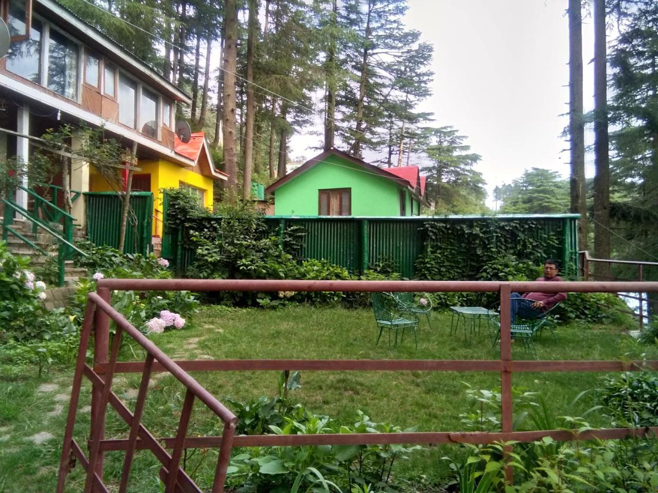 Huts Hotel Patnitop Esterno foto